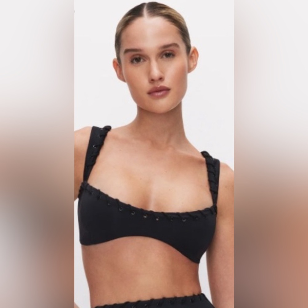 GOOD AMERICAN Whipstitch Bikini Top Black Size S NWT🔥